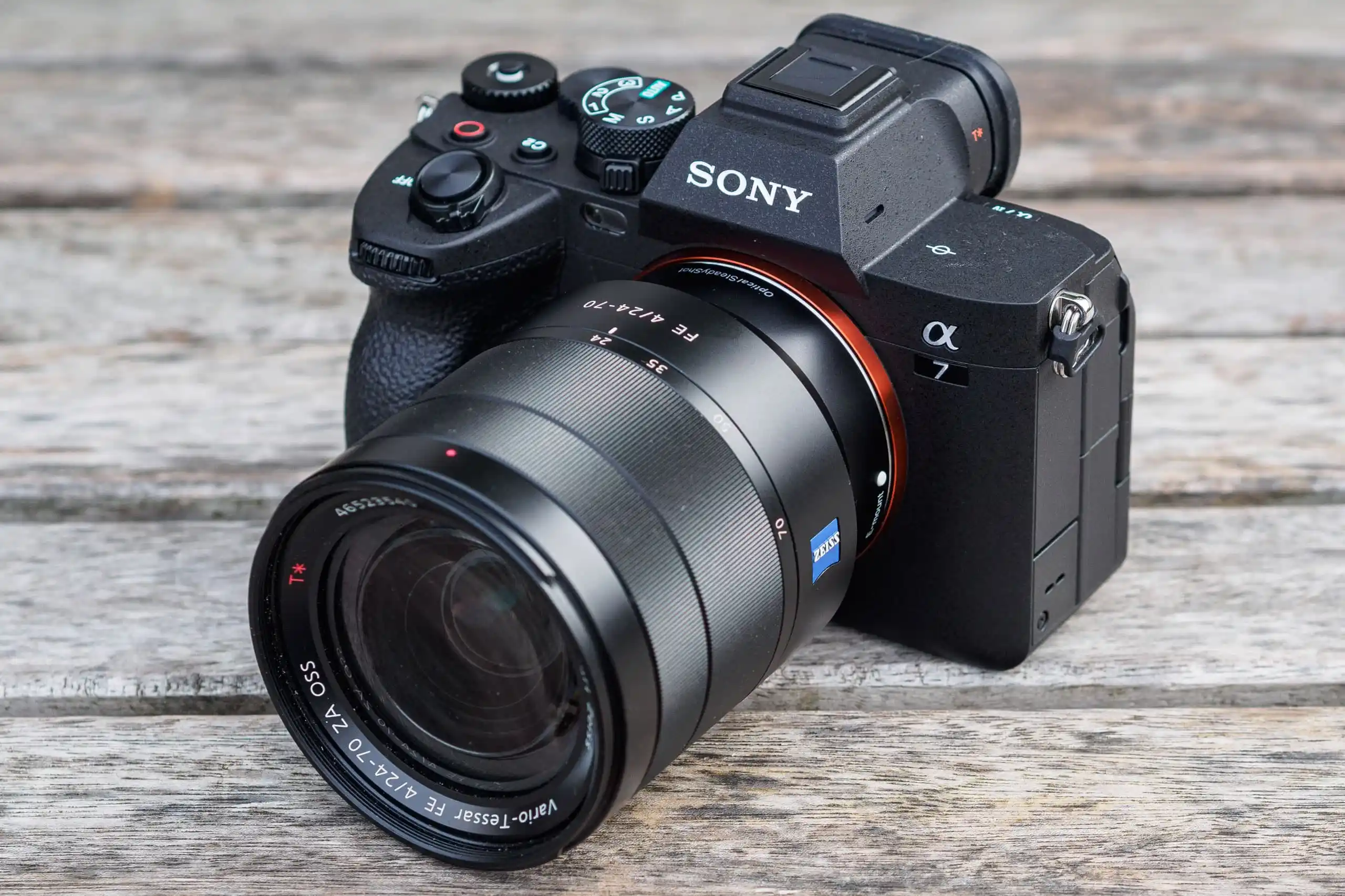 Sony A7 IV 01 PA191048 acr