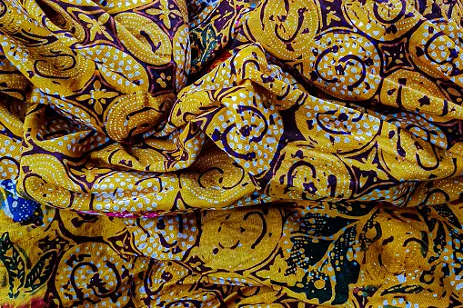 10 Reasons to Love Indonesian Batik Fabric In 2023